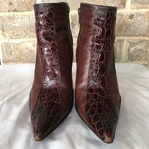 CHARLES DAVID chocolate brown ankle boots